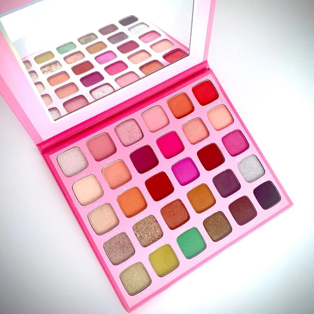 Jeffree Star Artistry Eye Shadow Palette